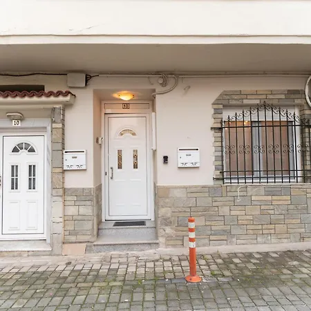 Mary's Downtown - A Stroll Away From Mount Vermio Apartamento *